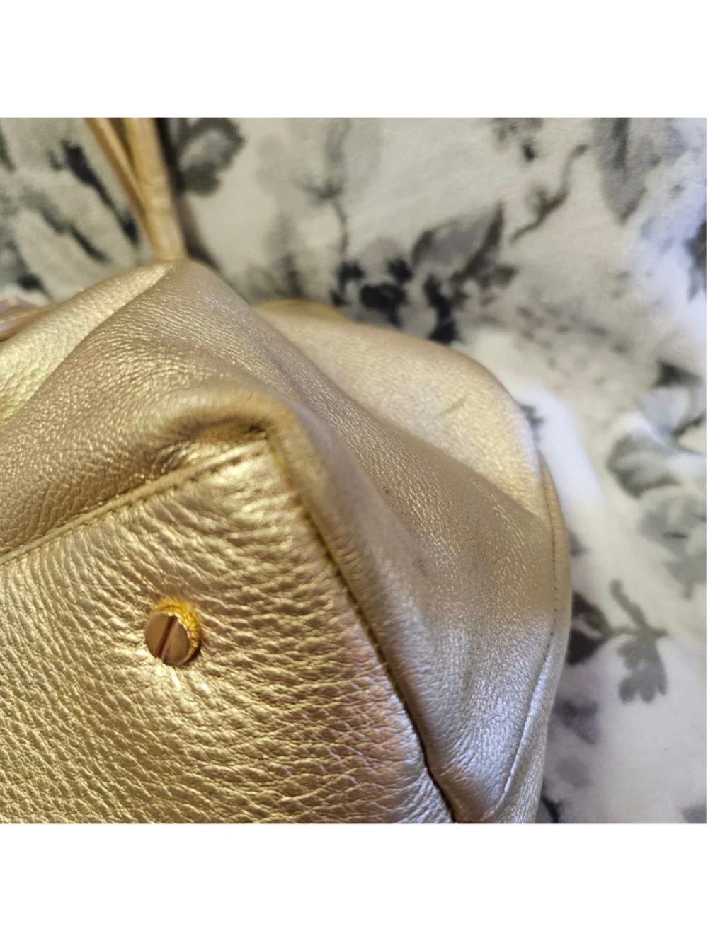 Tory Burch Amanda Classic Tote – Metallic Gold Pebbled Leather